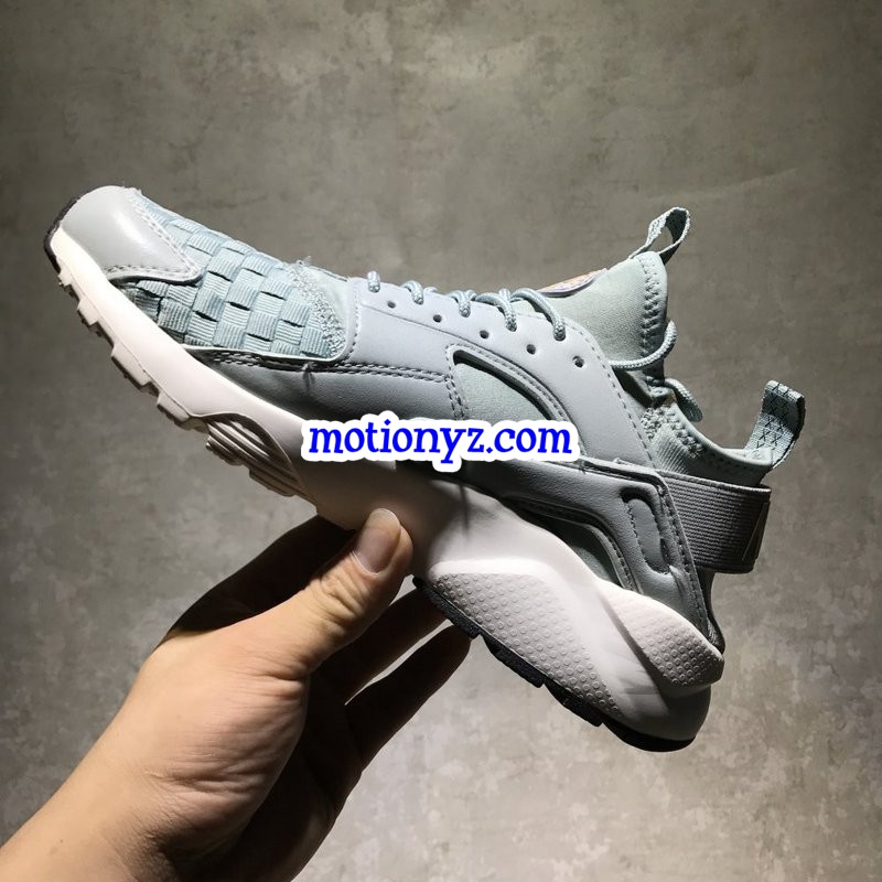 Nike Air Huarache Light Blue